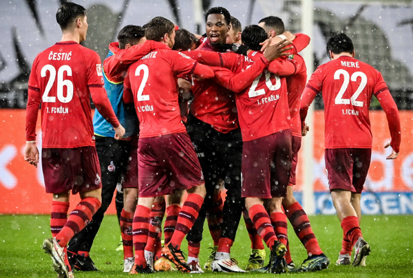 法兰克福：欧冠赛场的“逆袭与沉思”